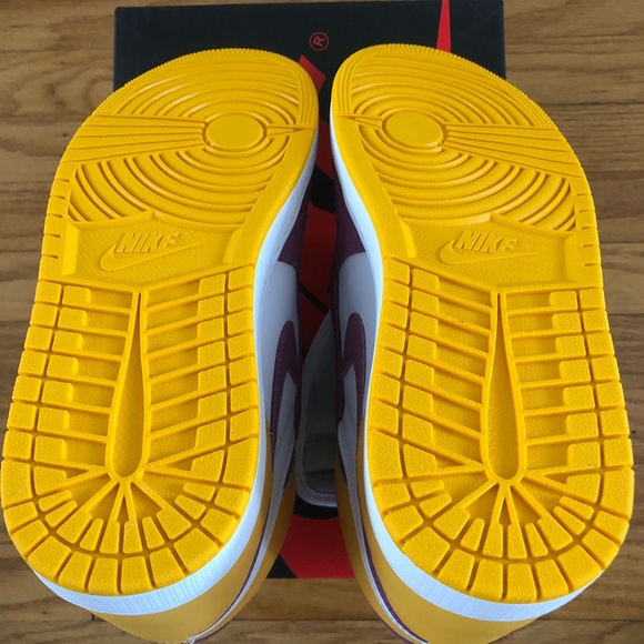 Nike Air Jordan 1 Retro High OG 555088 706 Brotherhood Gold/Bordeaux Sz 9.5 NIB - Picture 12 of 13